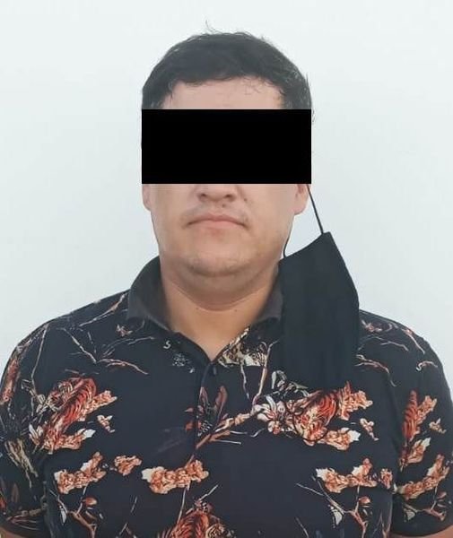 Policías municipales detienen a hombre con droga en Los Mochis