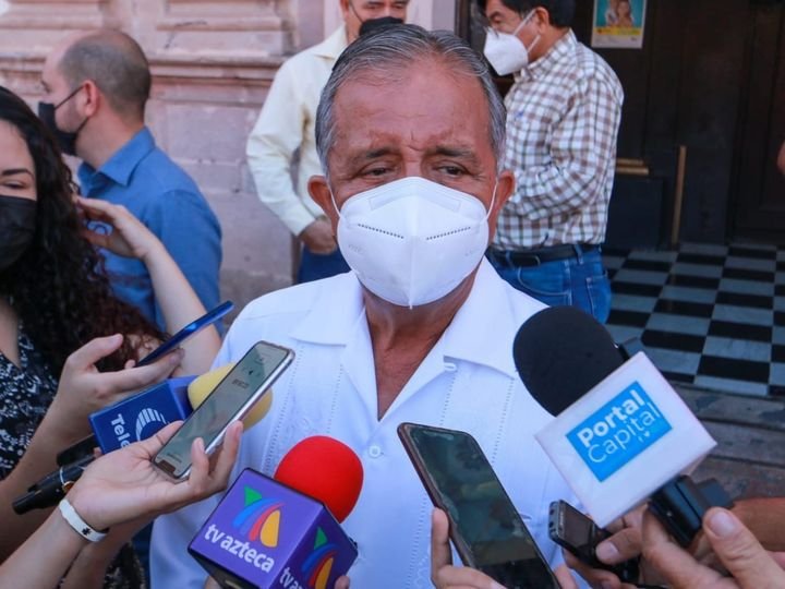 Si no se acatán medidas sanitarias en el estadio de béisbol claro que habrá sanc