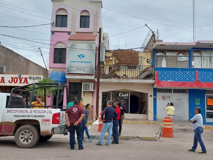 Trabajos de demolición sorprenden a ciudadanos en Los Mochis