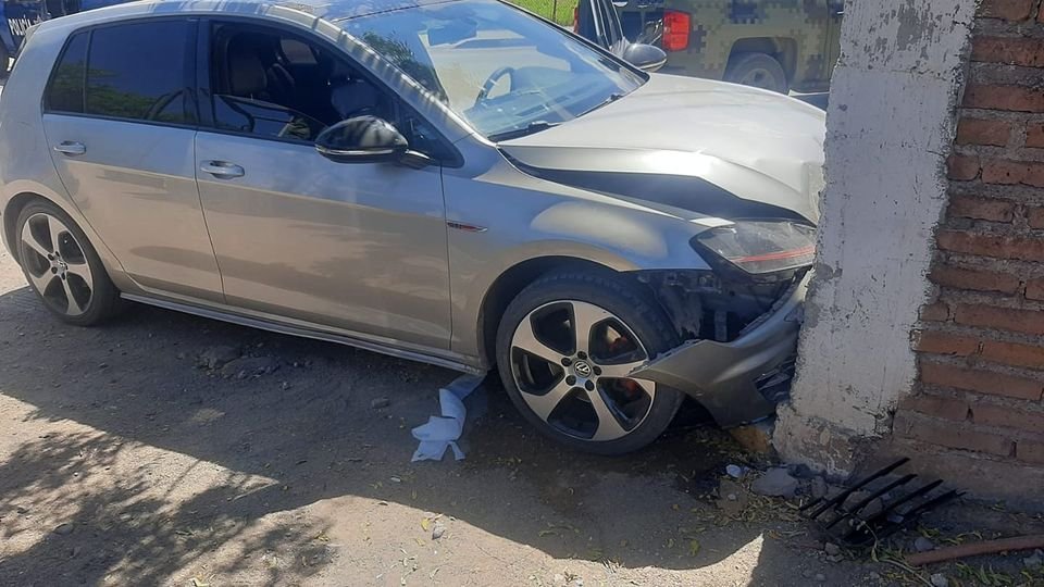 Tras persecución, GN y PEP aseguran arma larga en Culiacán; tras chocar el presu