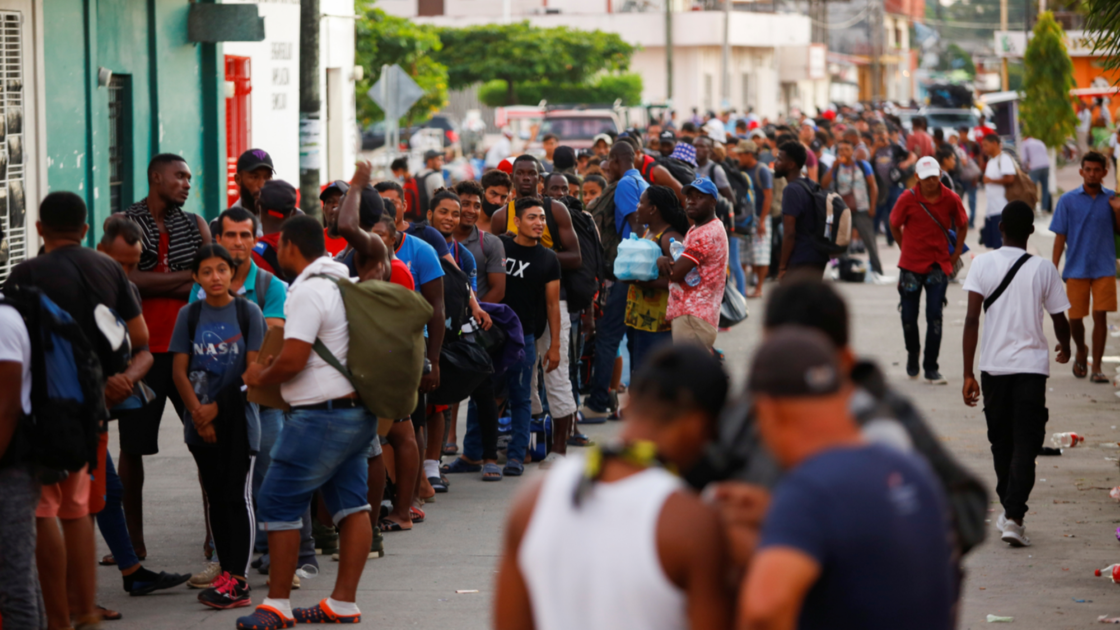 INM comienza a diseminar por México a migrantes que amagaron con nueva caravana