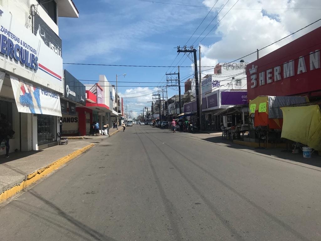 Analizan venta nocturna navideña en el Centro