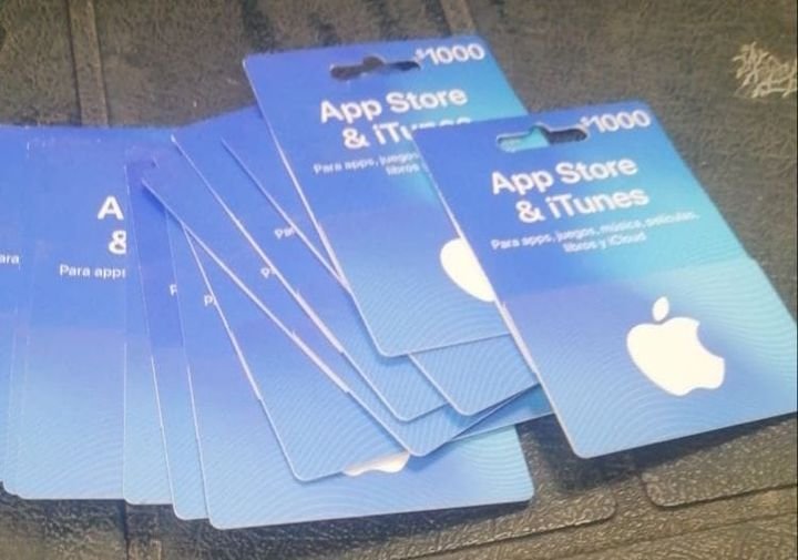 Cae joven tras intentar robar tarjetas para aplicaciones