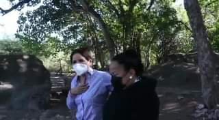 La Señora Gabriela Peña Chico, Presidenta del DIF Municipal en Mazatlán, llega