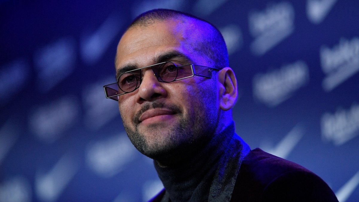 Dani Alves y Clement Lenglet del Barcelona da positivos por COVID-19 Dani Alves y Clement Lenglet del Barcelona da positivos por COVID-19