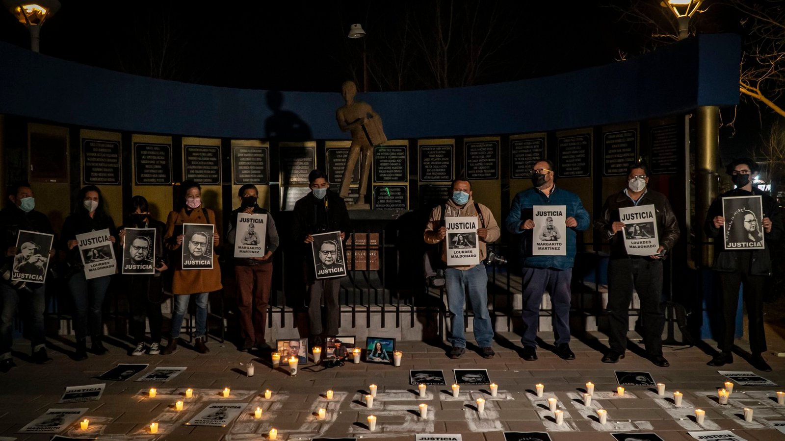 Un grupo de periodistas decide no participar en la conferencia matutina de López Obrador en protesta contra la violencia