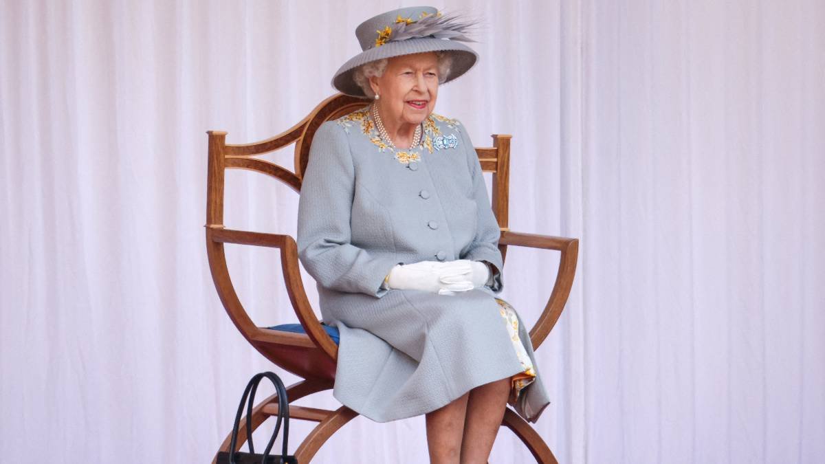 Reina Isabel II da positivo a COVID-19, presenta síntomas de resfriado Reina Isabel II da positivo a COVID-19, presenta síntomas de resfriado