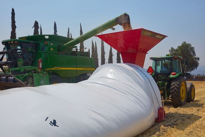 Silos bolsa, una alternativa *de almacenamiento de granos para productores de pe Silos bolsa, una alternativa *de almacenamiento de granos para productores de pe
