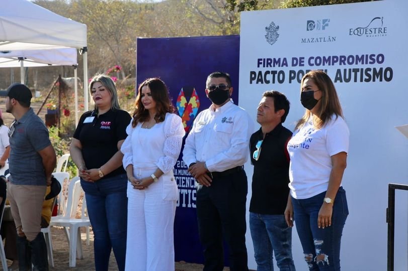 Firman pacto por el autismo en Mazatlán Firman pacto por el autismo en Mazatlán