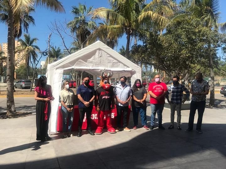 Recolectan alimentos y artículos de limpieza apoyar a La Ciudad y El Rancho de L