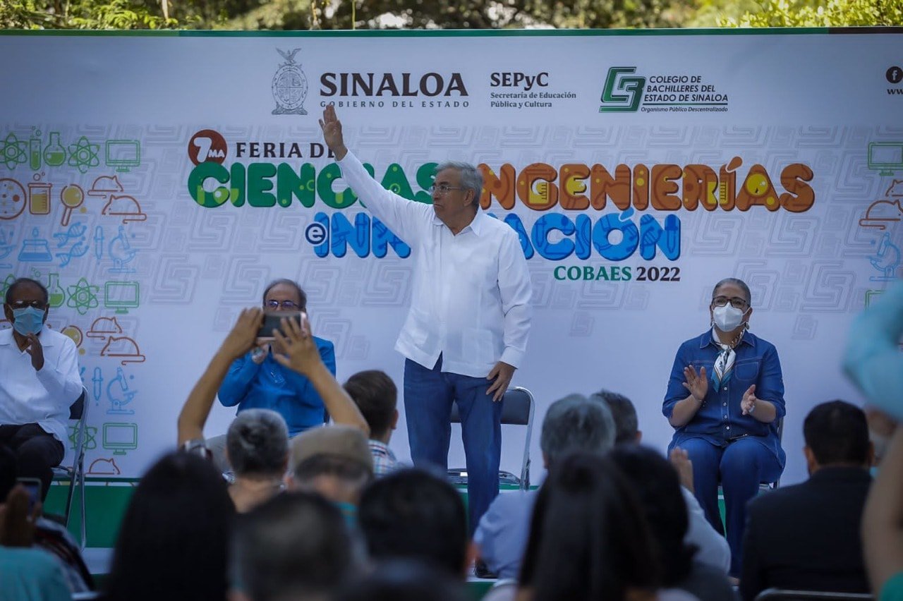 *Rocha ofrece respaldo económico para continuar fortaleciendo a Cobaes* *Rocha ofrece respaldo económico para continuar fortaleciendo a Cobaes*