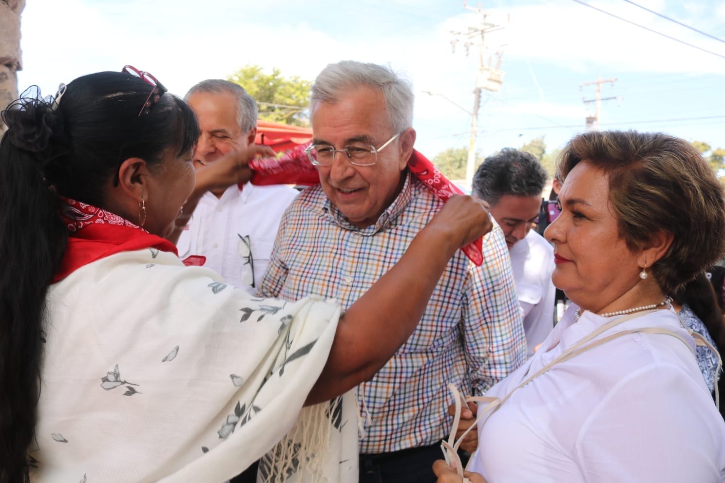 *Rocha visita Centro Ceremonial de San Miguel Zapotitlán*