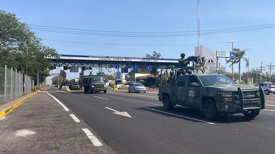 Arriban más militares para fortalecer seguridad en Sinaloa Arriban más militares para fortalecer seguridad en Sinaloa