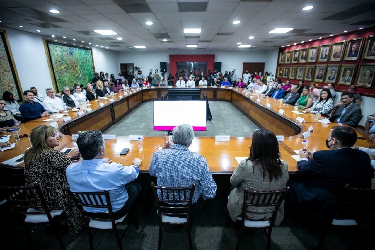 *Rocha convoca a erradicar la violencia contra las mujeres*