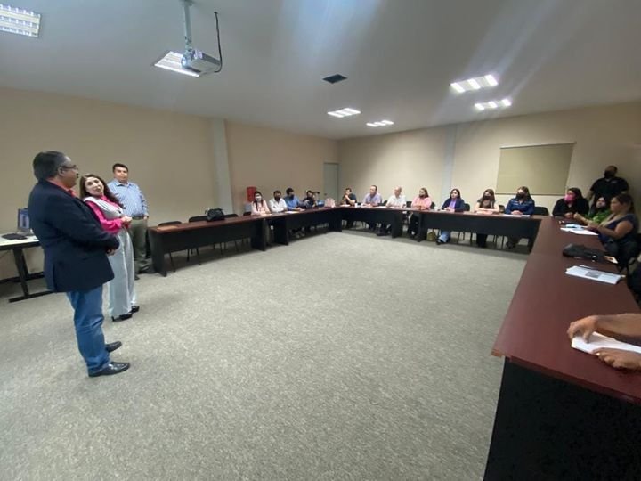 Capacita CEAIV a sus asesores jurídicos  en la Unipol