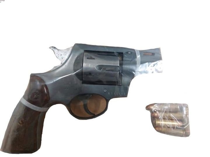 Detiene Policía Municipal a motociclista armado