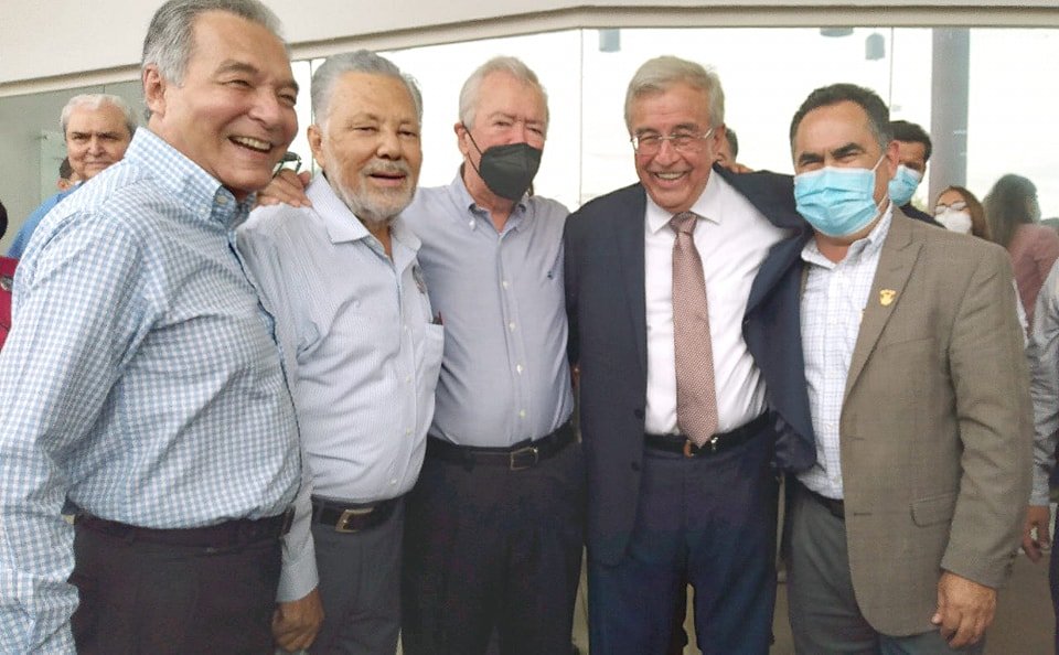 La UAS tiene mucho que agradecer a la señora Rosy Camacho de Aguilar: Rector