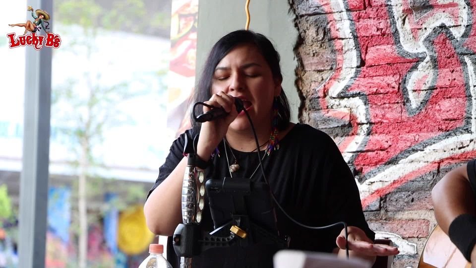 PALOMA GUERRERO…
 







Este Viernes nos acompaña Paloma Guerrero y Alex F