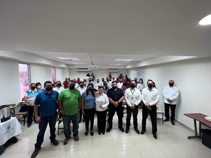 Para mejorar el nivel de preparación y profesionalización de servidores públicos