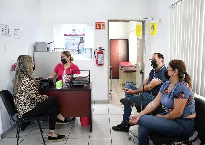 *Culiacanenses aprovechan servicios médicos gratuitos de la Dirección de Salud M