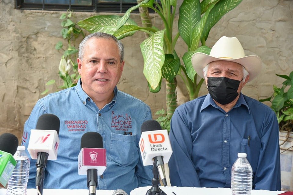 *Cumple Gerardo Vargas Landeros compromiso con familias de Santa Bárbara.*
