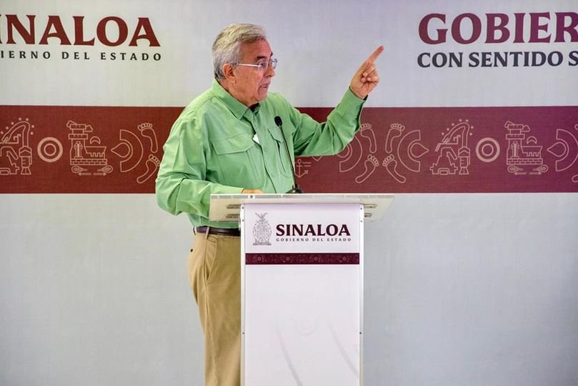 Rocha otorgó aumento salarial a policías y custodios