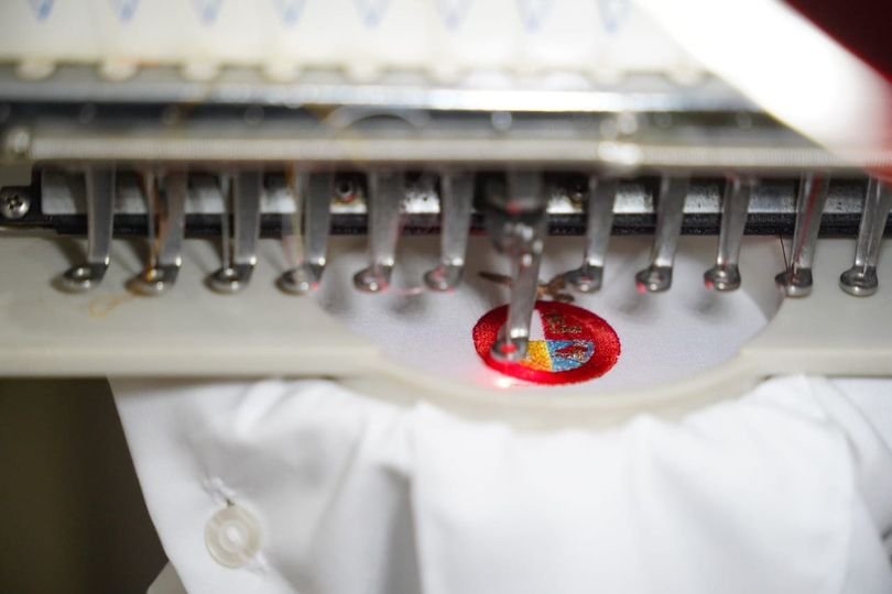 A un mes de su inicio, programa de uniformes y útiles registra avance del 80 por