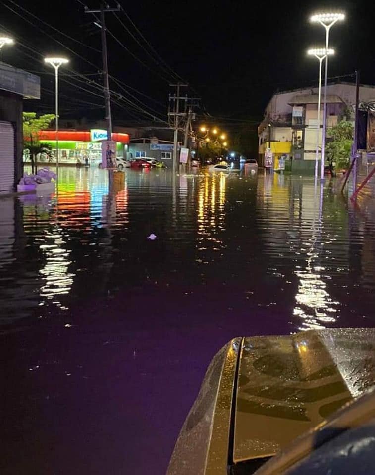 Caen 85 mm de lluvia esta madrugada en Mazatlán: PC