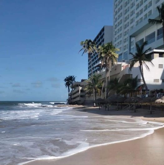 Continúan cerradas las playas en Mazatlán