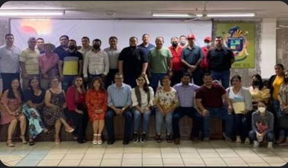 EL DIPUTADO FELICIANO CASTRO ASEGURA QUE SI EN EL AYUNTAMIENTO DE MAZATLÁN HAY D