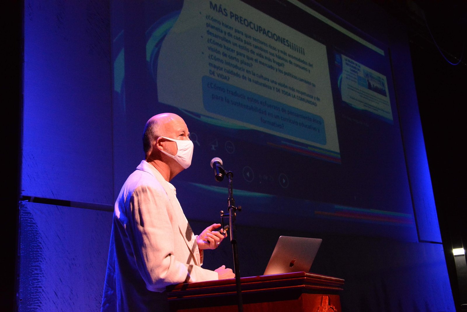 Exhortan a los jóvenes a promover acciones encaminadas al desarrollo sustentable