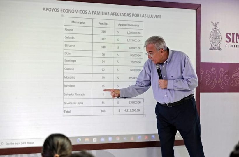 Gobierno del Estado otorga apoyo económico a familias afectadas por lluvias