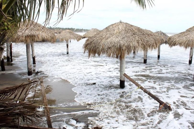 Por efectos del huracán Kay resultan