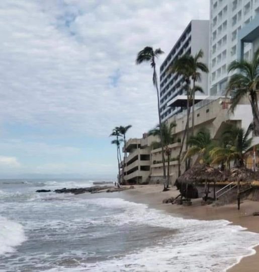 Reabren algunas zonas de playa en Mazatlán con medidas preventivas