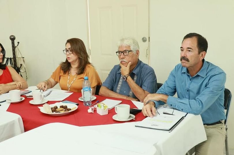 Se reúnen para impulsar la región del Évora