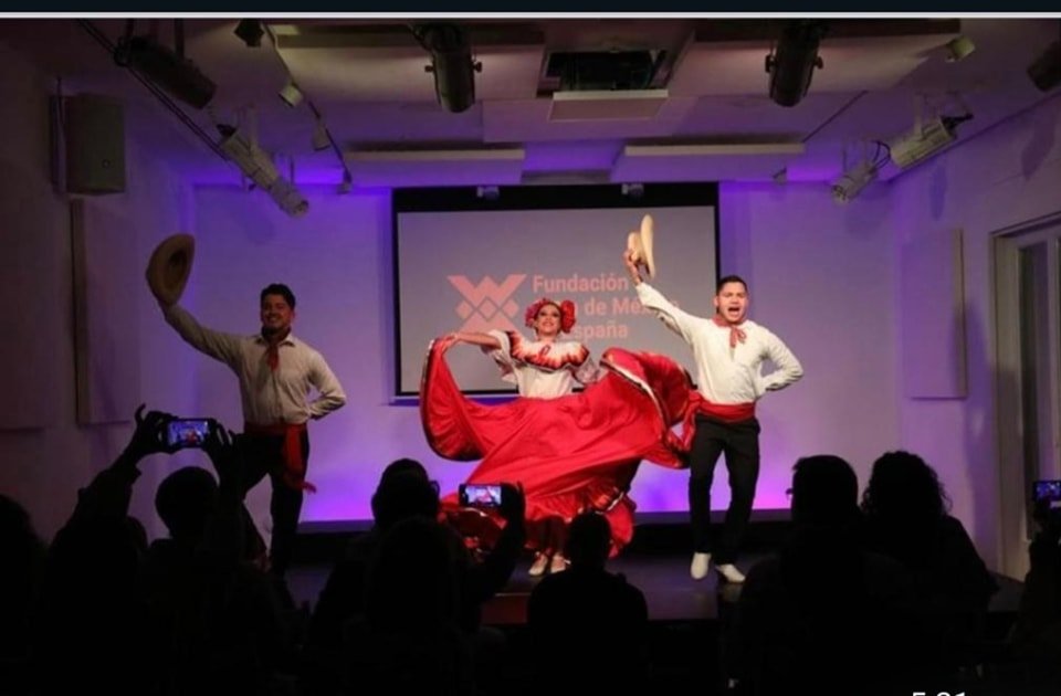 Esta es la «concurrencia» que asistió, en Madrid, a la presentación del Ballet F