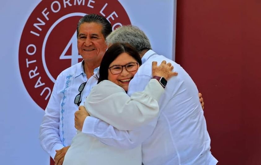 *Rocha asiste al Informe de la senadora Imelda Castro*