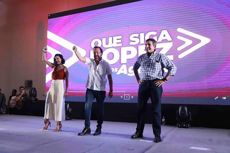 Ante  la presencia de más de 5 mil personas, el Centro de Convenciones de Mazatl