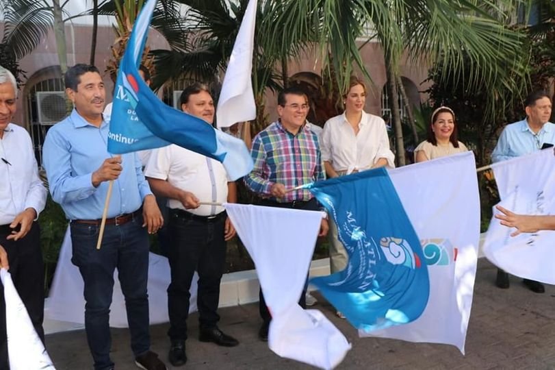 *El Alcalde de Mazatlán pone en marcha un programa de modernización de vialidade *El Alcalde de Mazatlán pone en marcha un programa de modernización de vialidade