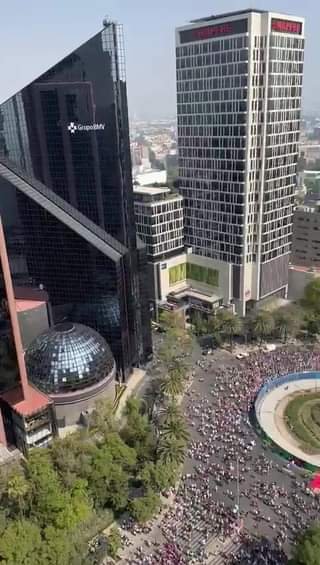 MILES DE CIUDADANOS DE LA CDMEX TOMARON LA CALLE PARA DEFENDER AL INE.