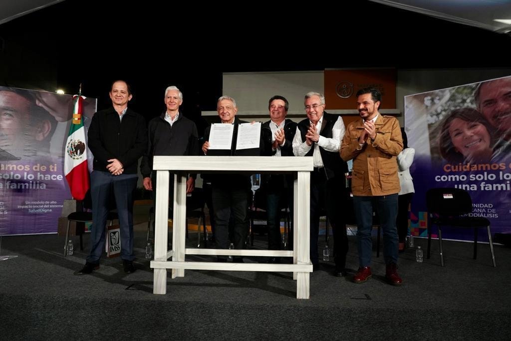 *Rocha asiste  a la inauguración de la primera Comunidad Mexicana de Hemodiálisi