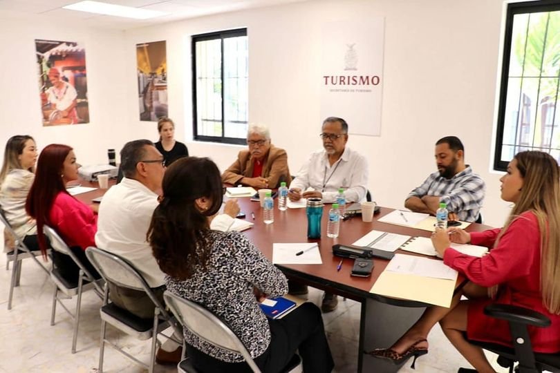Se reúnen directivos de Sectur con directores de turismo de municipios del sur d