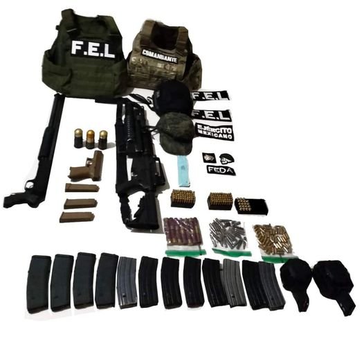 ASEGURAN EN CULIACÁN CAMIONETA BLINDADA Y ARMAMENTO DE ALTO PODER