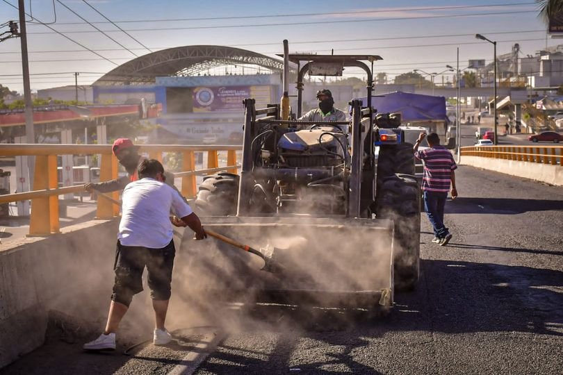 *Atiende Gobierno de Mazatlán pasos superiores vehiculares, con limpieza.*