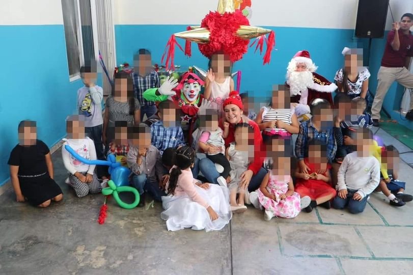 Celebran niñas y niños de ‘Mi Ángel de la Guarda’ la  magia de la Navidad