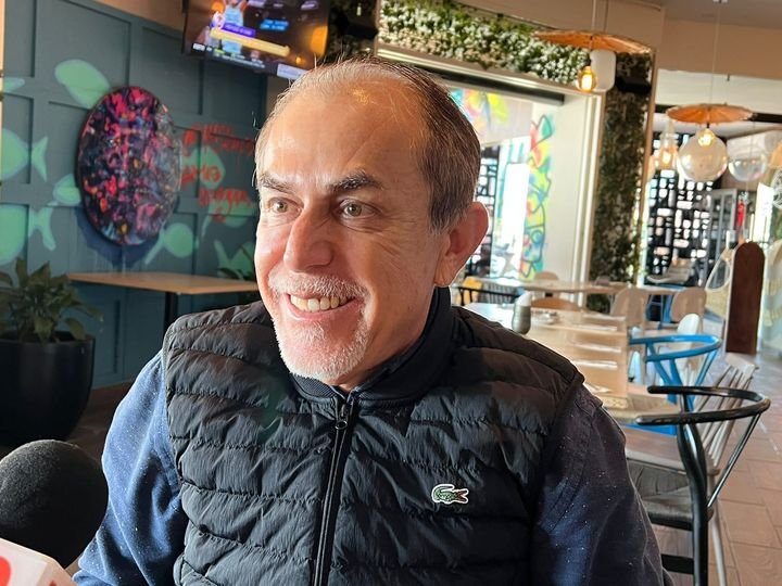 Huyen turistas extranjeros del frío y llegan a Mazatlán