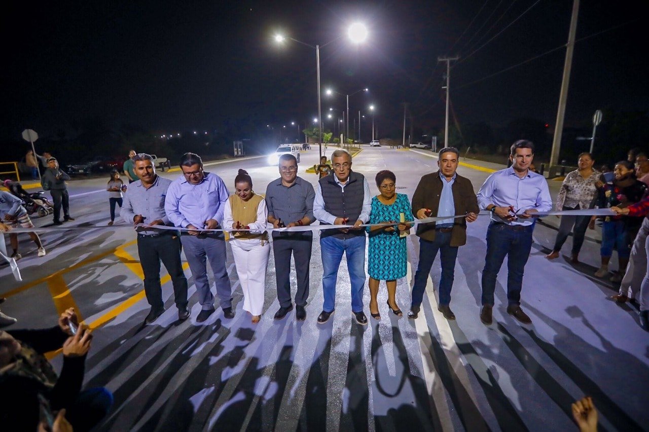 *Rocha inaugura la avenida Santa Rosa, en Mazatlán* *Rocha inaugura la avenida Santa Rosa, en Mazatlán*