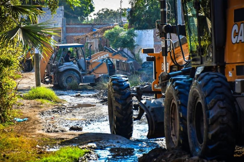 *Después de seis años, los vecinos de la Colonia Jesús Kumate fueron atendidos.* *Después de seis años, los vecinos de la Colonia Jesús Kumate fueron atendidos.*
