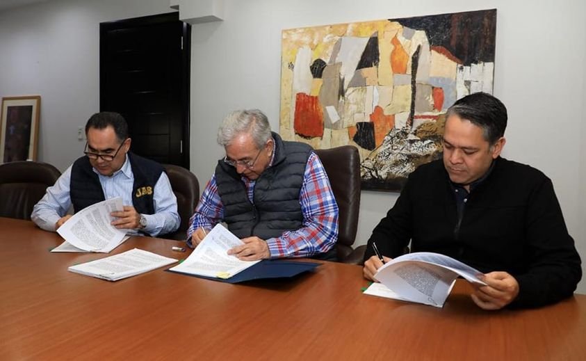 Firma Gobernador Rocha convenio de apoyo financiero 2023 con la UAS