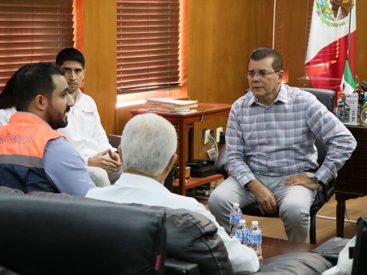 *Para prevenir riesgos sanitarios en los productos comestibles, trabajarán de ma